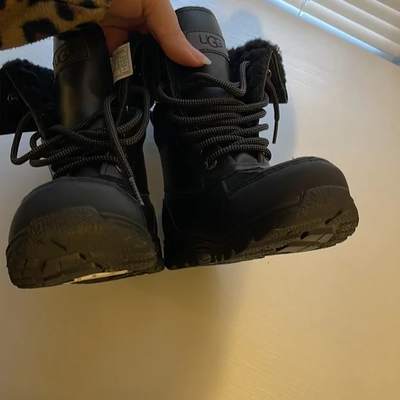UGG Kids' Butte II CWR Boot in Black